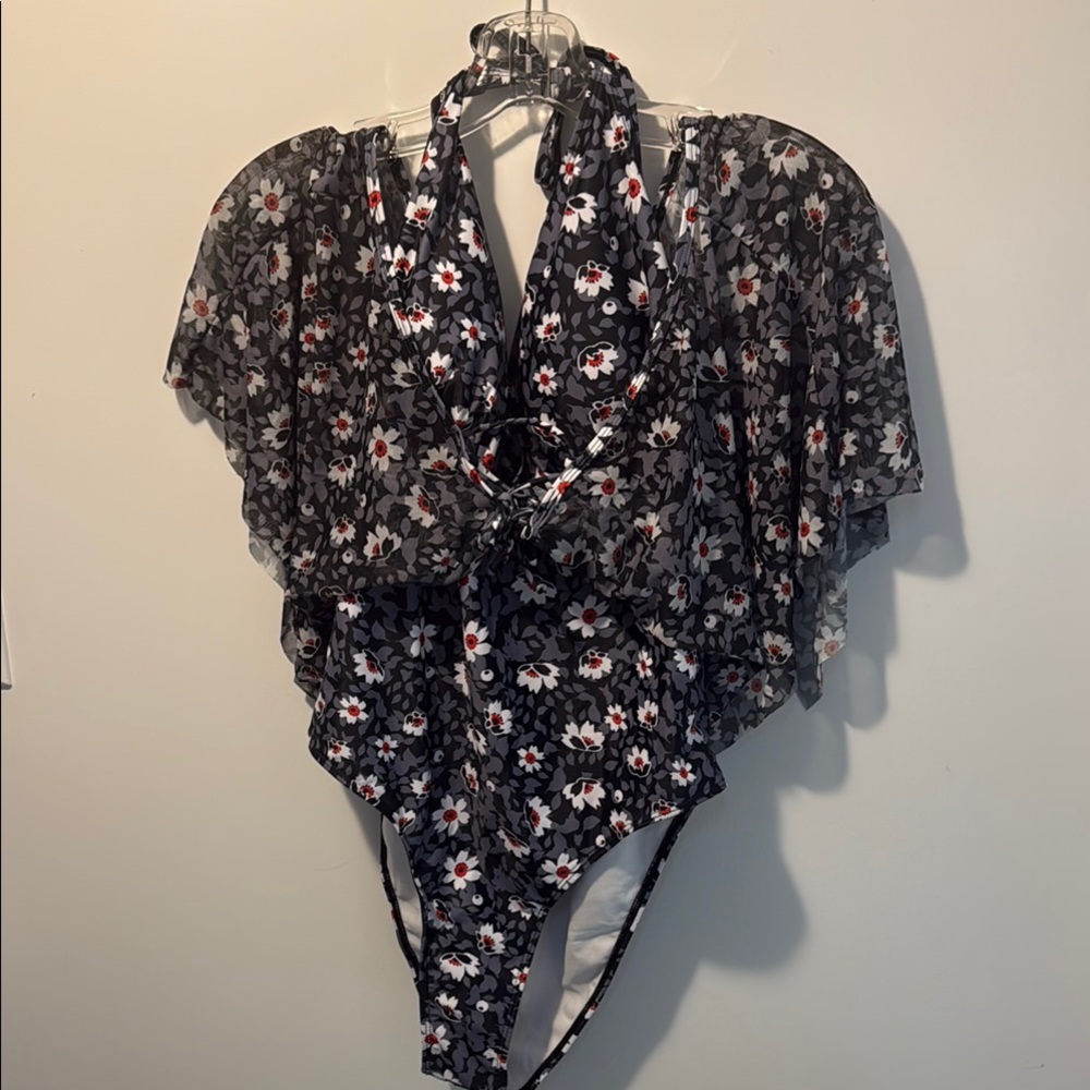 SHEIN Black and White Floral One Piece Swimsuit